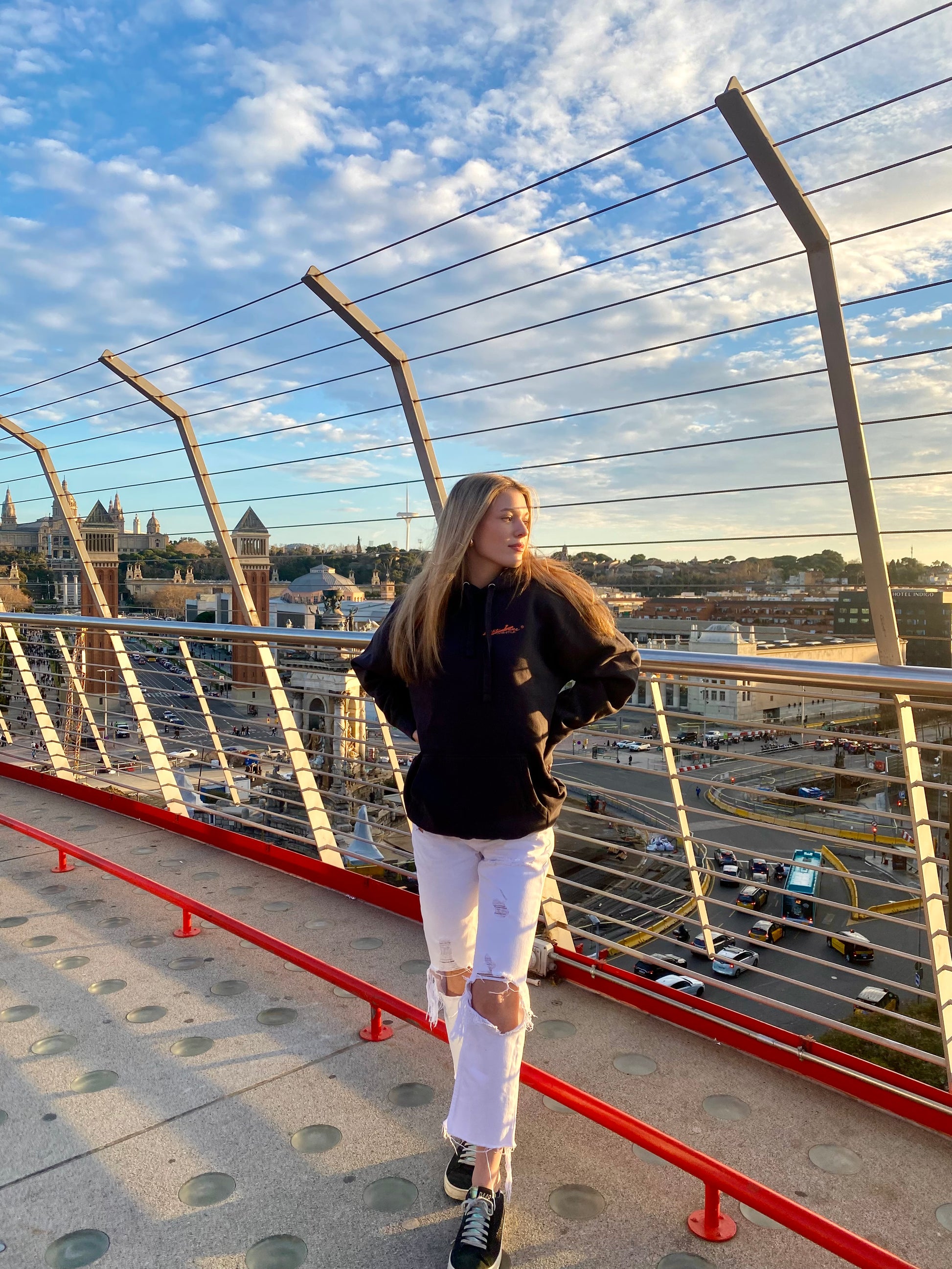 MOTION HOODIE