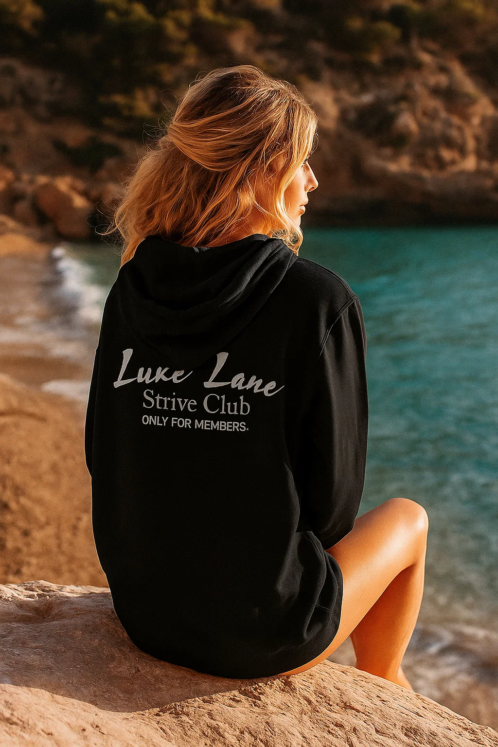 LA COSTA HOODIE